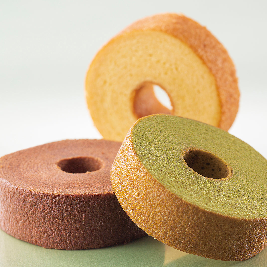 バウムクーヘン アソート8個入(バニラ・いちご・チョコレート・抹茶)