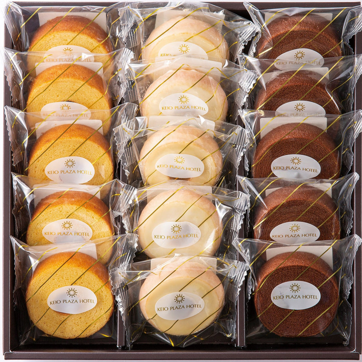 バウムクーヘン アソート15個入（ホワイトベール、バニラ・チョコ）