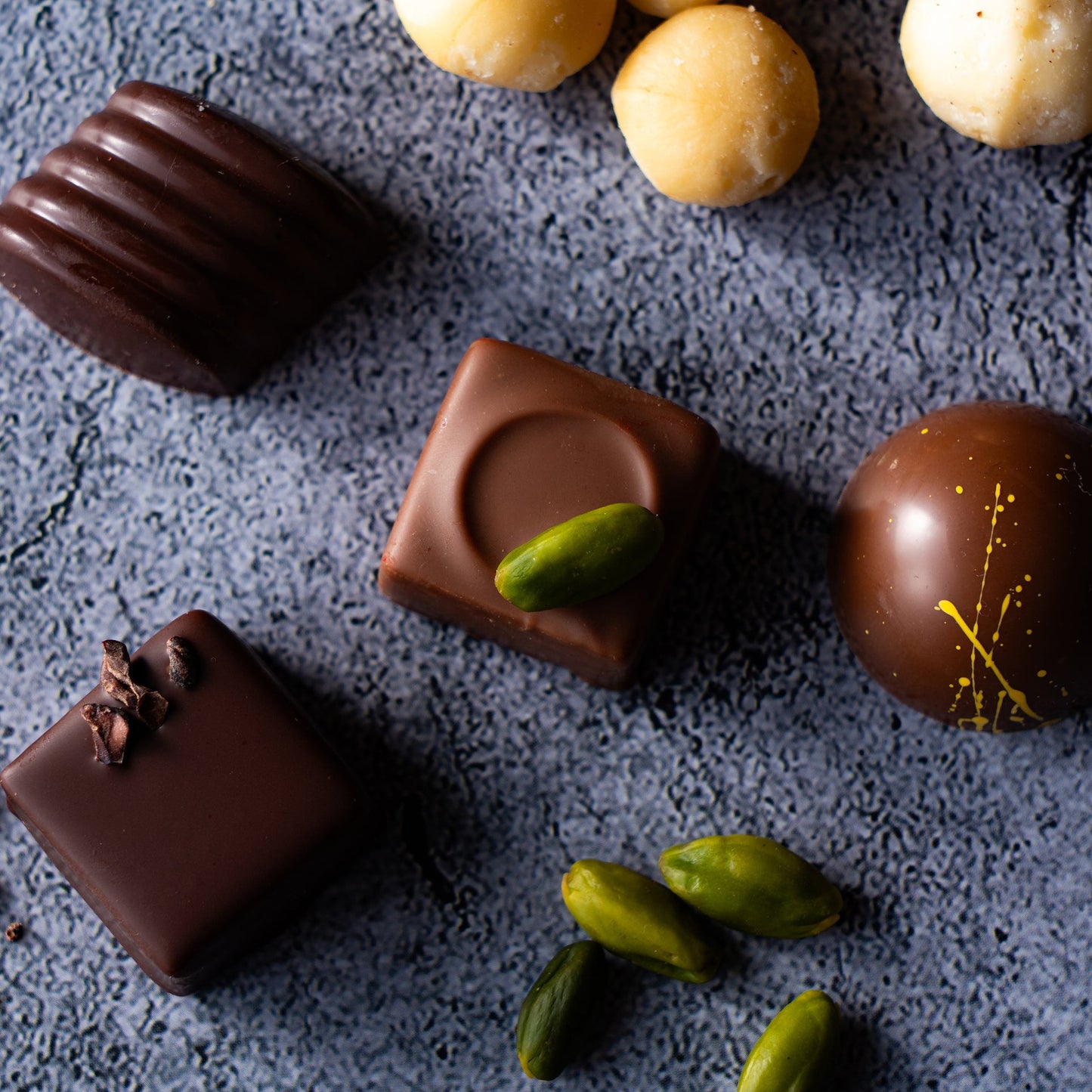 【バレンタイン2026】ボンボンショコラ4個入